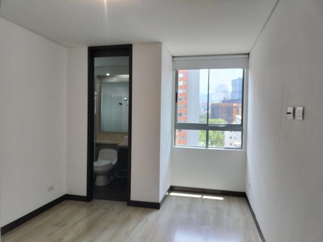 Apartamento de 3 alcobas en arriendo en El Poblado, Medellín, 160 m² · foto 14 de 17