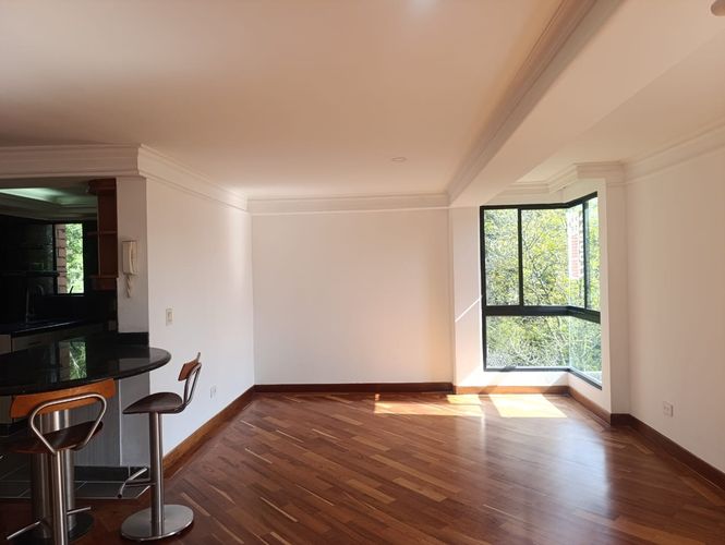 Apartamento de 3 alcobas en arriendo en El Poblado, Medellín, 200 m² · foto 2 de 18