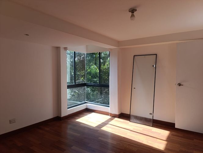 Apartamento de 3 alcobas en arriendo en El Poblado, Medellín, 200 m² · foto 4 de 18