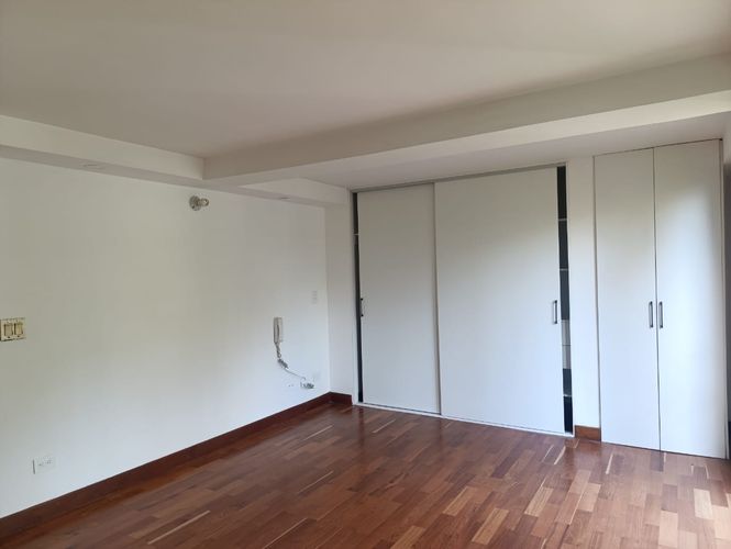 Apartamento de 3 alcobas en arriendo en El Poblado, Medellín, 200 m² · foto 9 de 18