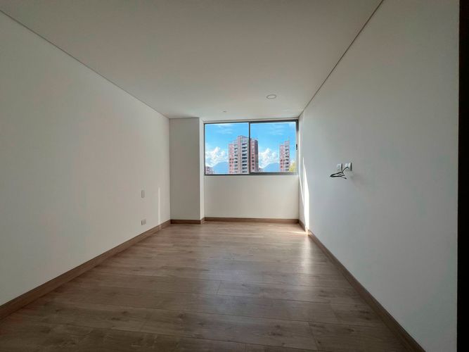 Apartamento de 2 alcobas en arriendo en Cumbres, Envigado, 87 m² · foto 11 de 16