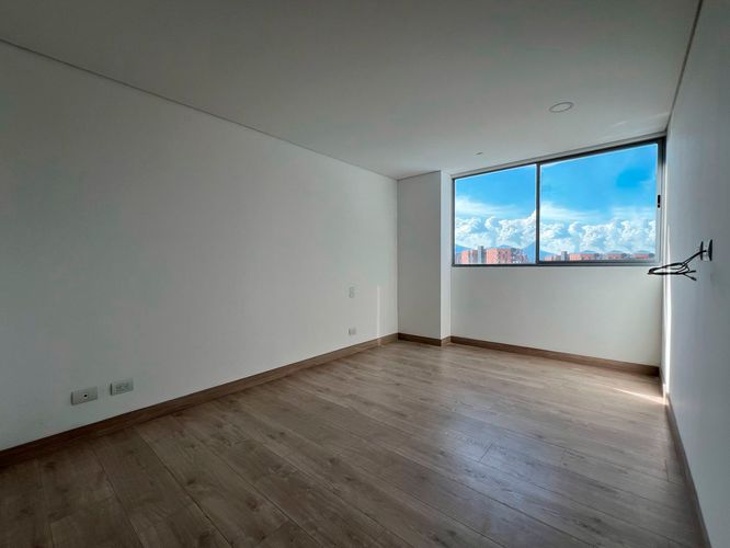 Apartamento de 2 alcobas en arriendo en Cumbres, Envigado, 87 m² · foto 12 de 16