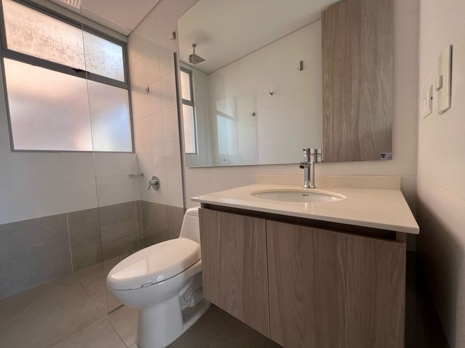 Apartamento de 2 alcobas en arriendo en Cumbres, Envigado, 87 m² · foto 16 de 16