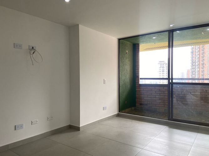 Apartamento de 3 alcobas en arriendo en Vegas De La Doctora, Sabaneta, 110 m² · foto 3 de 19