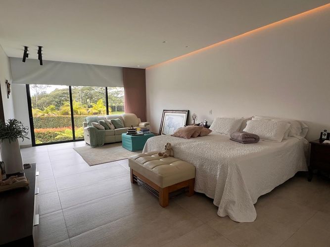 Casa de 5 alcobas en venta en Llano Grande, Rionegro, 800 m² · foto 10 de 19