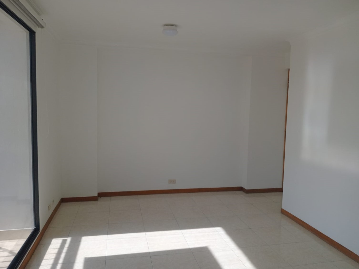 Apartamento en venta en El Poblado, Medellín · foto 3 de 15