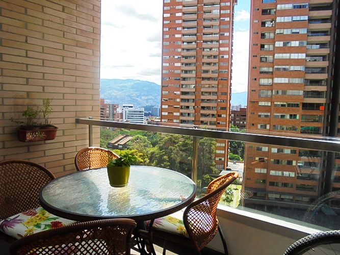 Apartamento de 3 alcobas en arriendo en El Poblado, Medellín, 188 m² · foto 17 de 17