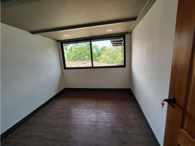Apartamento de 1 alcoba en arriendo en El Esmeraldal, Itagüí, 70 m² · foto 10 de 13