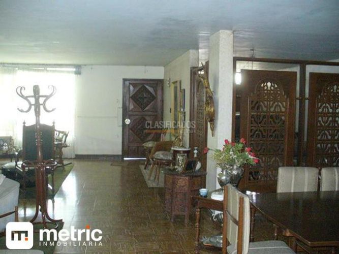 Casa de 4 alcobas en venta en Santa Monica, Cali, 496 m² · foto 4 de 10