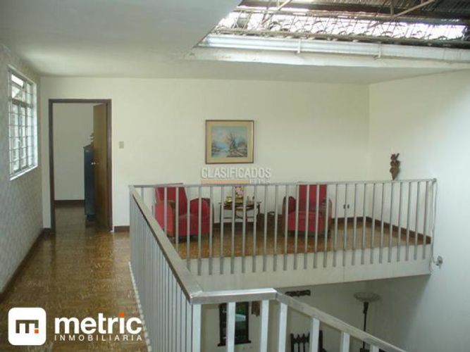 Casa de 4 alcobas en venta en Santa Monica, Cali, 496 m² · foto 5 de 10