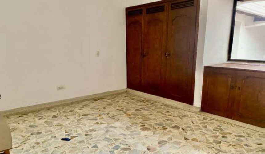 Casa de 4 alcobas en venta en Cristales, Cali, 312 m² · foto 8 de 14