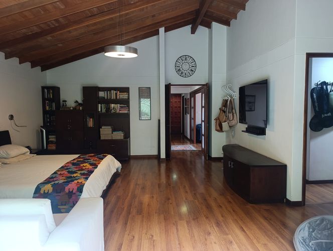 Casa de 3 alcobas en venta en El Poblado, Medellín, 256 m² · foto 7 de 20