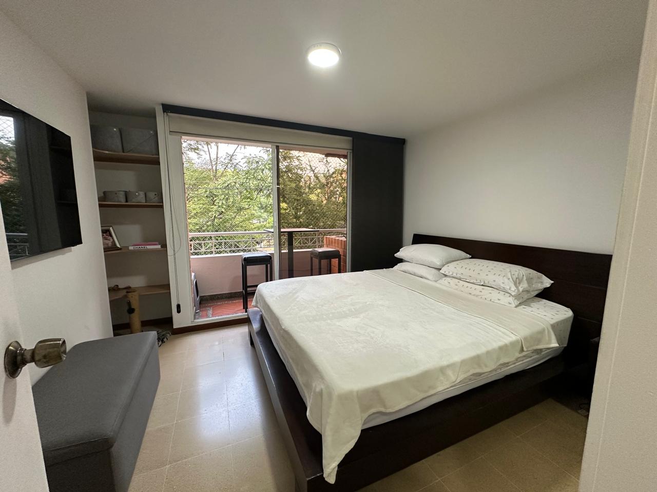 Apartamento en venta en El Poblado, Medellín · foto 7 de 11