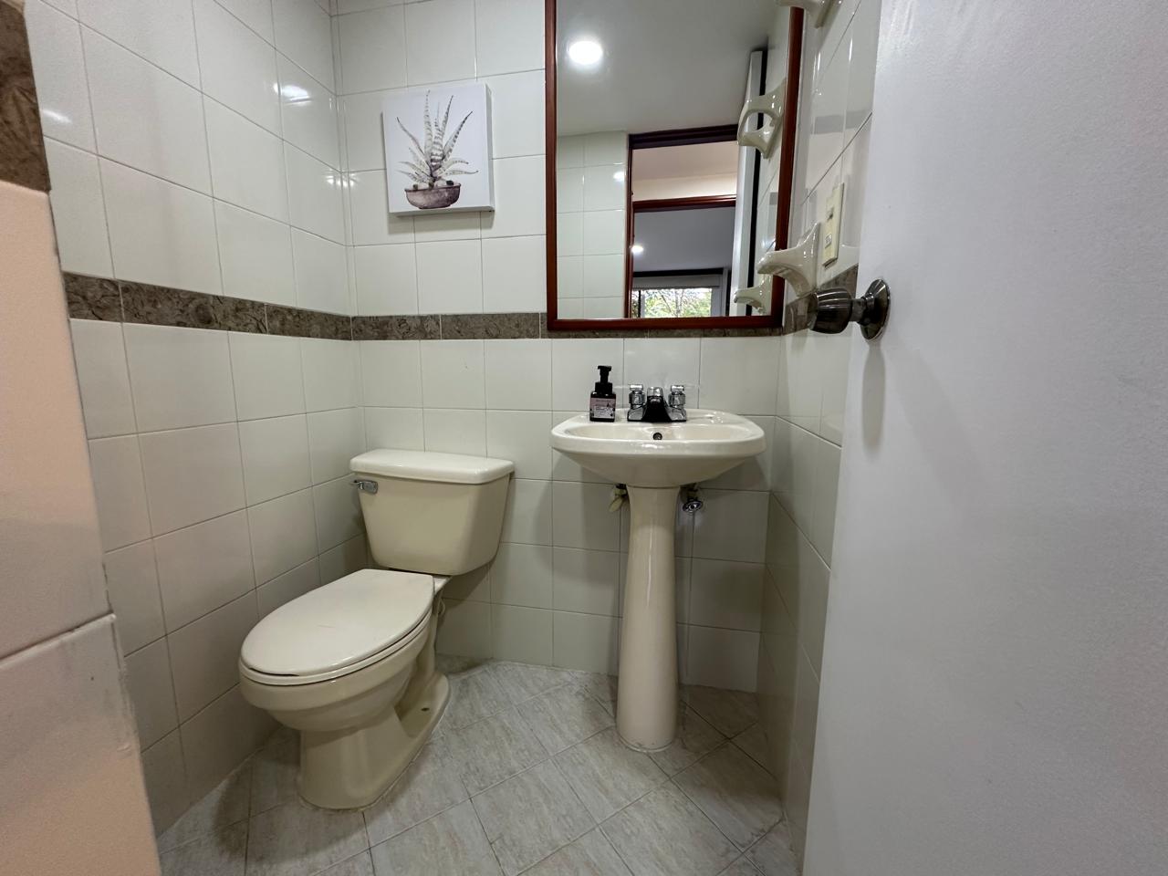 Apartamento en venta en El Poblado, Medellín · foto 9 de 11