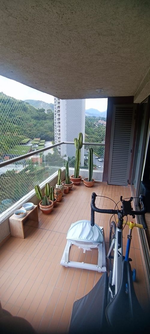Apartamento de 3 alcobas en arriendo en Loma De Los Bernal, Medellín, 97 m² · foto 4 de 18