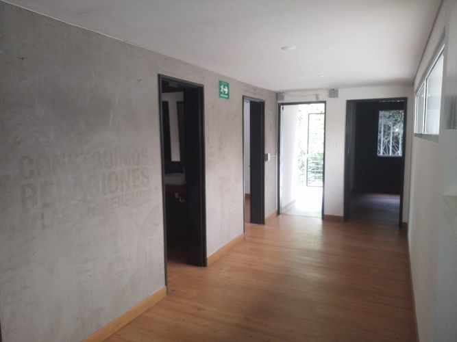 Oficina en arriendo en El Poblado, Medellín, 60 m² · foto 8 de 14