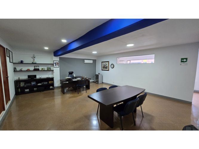 Bodega en arriendo en El Poblado, Medellín, 400 m² · foto 5 de 19