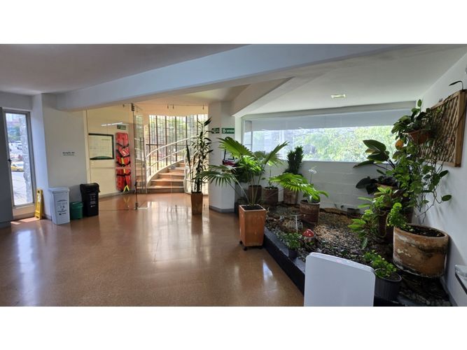 Bodega en arriendo en El Poblado, Medellín, 400 m² · foto 11 de 19