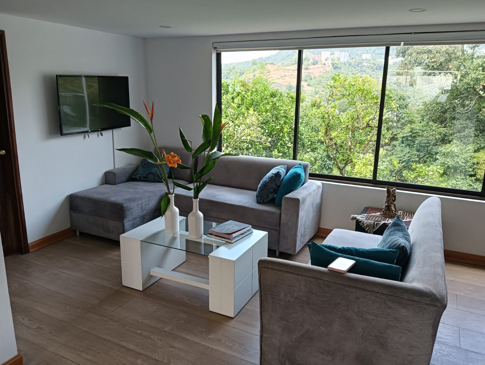 Casa en venta en El Arenillo Parte, Manizales · foto 3 de 24