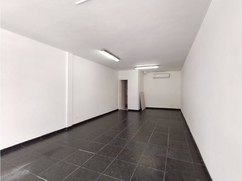 Local en arriendo en El Porvenir, Barranquilla, 37 m² · foto 2 de 4