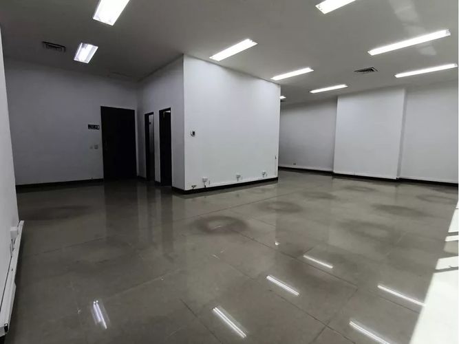 Oficina en arriendo en Noel, Medellín, 84 m² · foto 5 de 6