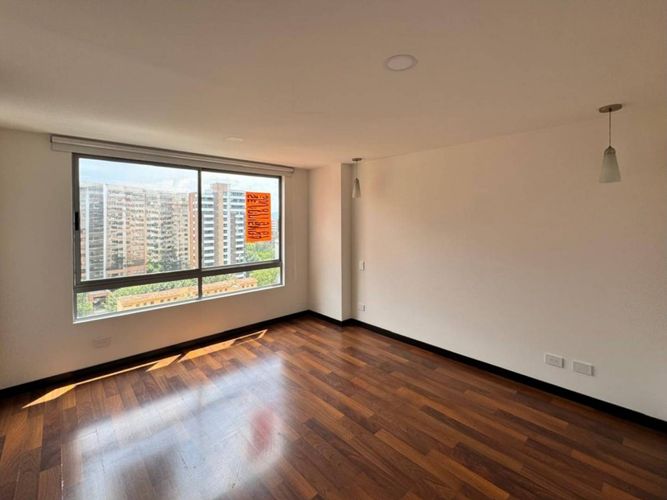 Apartamento de 2 alcobas en arriendo en Castropol, Medellín, 100 m² · foto 10 de 16