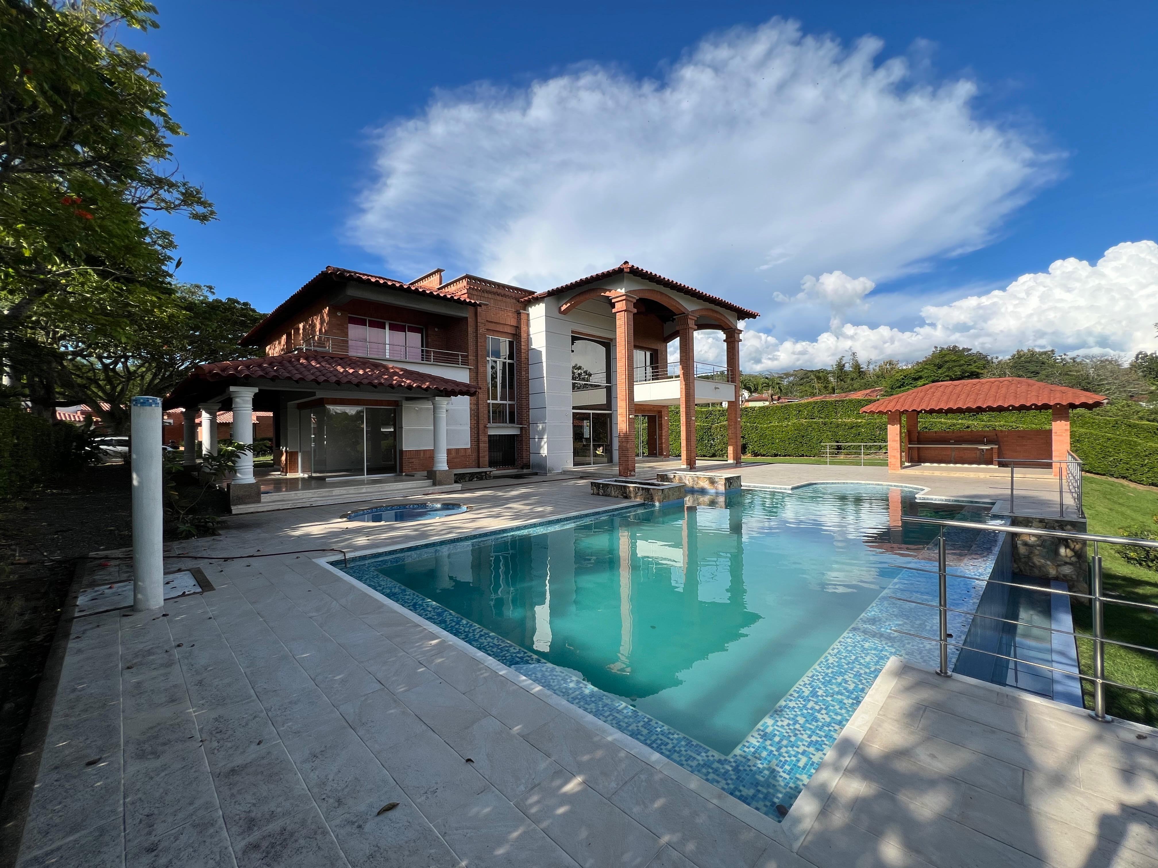Casa en venta en Cerritos, Pereira · foto 3 de 24