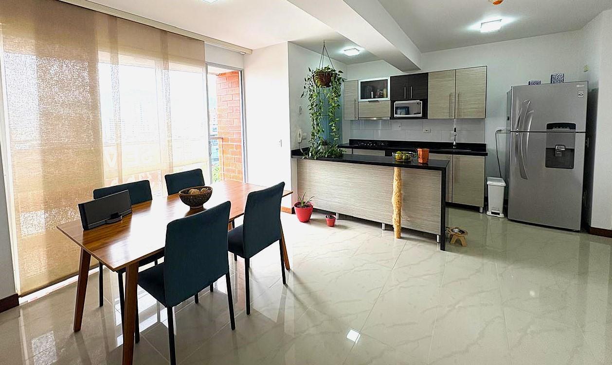 Apartamento en venta en Pinares, Pereira · foto 2 de 15