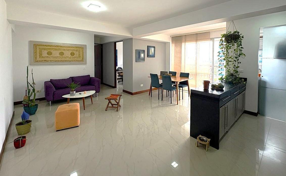 Apartamento en venta en Pinares, Pereira · foto 4 de 15