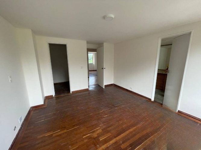 Apartamento de 3 alcobas en arriendo en Loma Del Campestre, Medellín, 135 m² · foto 11 de 24