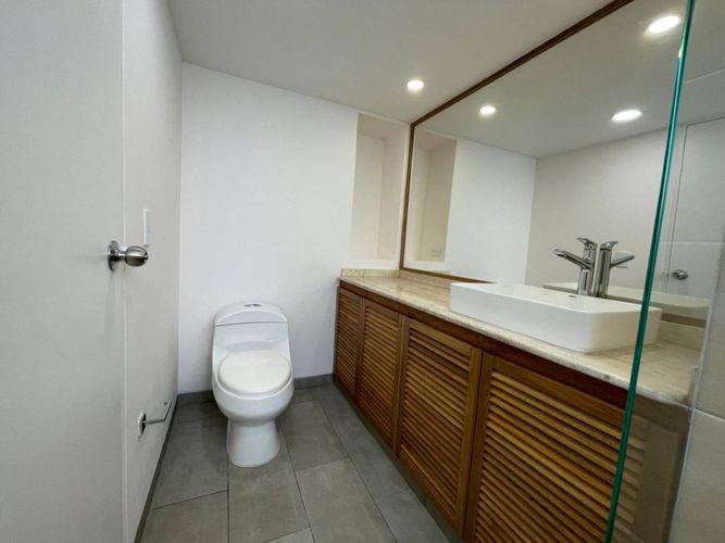 Apartamento de 3 alcobas en arriendo en Loma Del Campestre, Medellín, 135 m² · foto 13 de 24