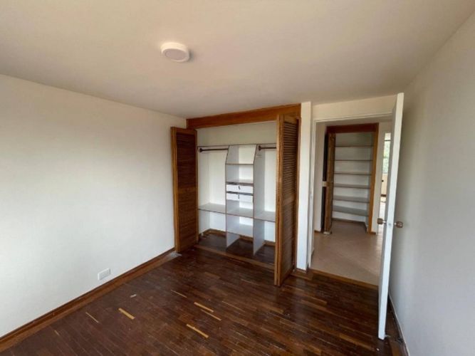 Apartamento de 3 alcobas en arriendo en Loma Del Campestre, Medellín, 135 m² · foto 17 de 24