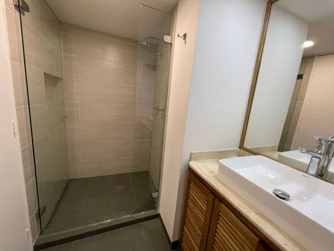 Apartamento de 3 alcobas en arriendo en Loma Del Campestre, Medellín, 135 m² · foto 21 de 24