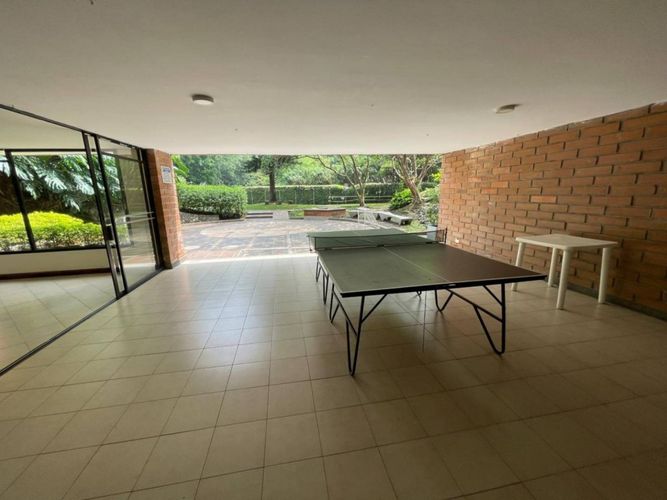 Apartamento de 3 alcobas en arriendo en Loma Del Campestre, Medellín, 135 m² · foto 24 de 24