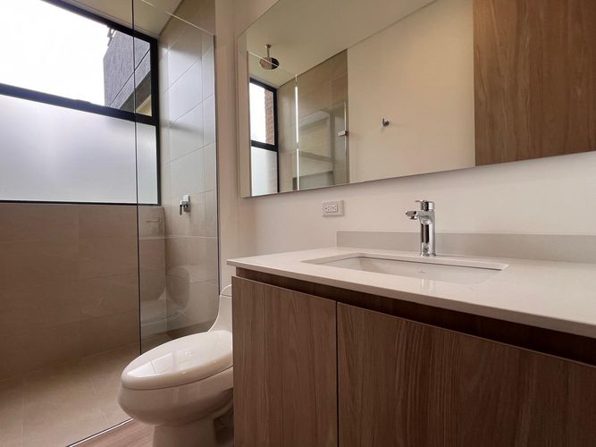 Apartamento de 2 alcobas en arriendo en El Porvenir, Rionegro, 145 m² · foto 12 de 15