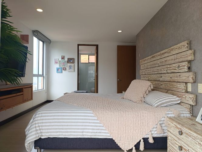 Apartamento de 2 alcobas en arriendo en El Poblado, Medellín, 122 m² · foto 17 de 20