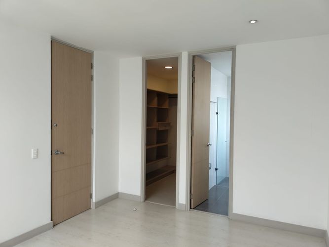 Apartamento de 3 alcobas en arriendo en El Poblado, Medellín, 120 m² · foto 11 de 15