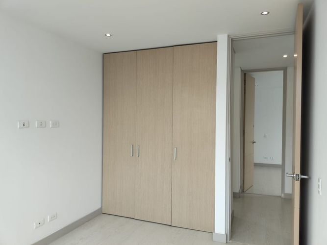 Apartamento de 3 alcobas en arriendo en El Poblado, Medellín, 120 m² · foto 13 de 15