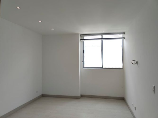 Apartamento de 3 alcobas en arriendo en El Poblado, Medellín, 120 m² · foto 14 de 15