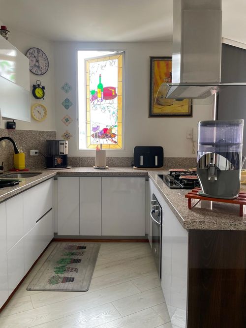 Apartamento de 4 alcobas en venta en Santa Teresita, Cali, 146 m² · foto 5 de 23