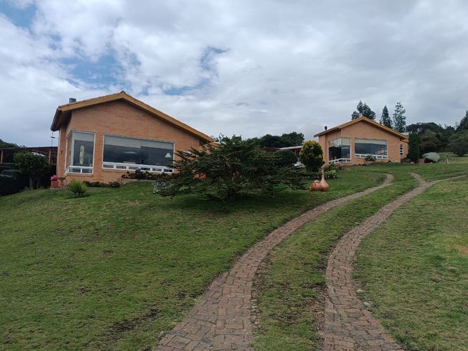 Casa de 3 alcobas en venta en Sector Centro, Tocancipá, 300 m² · foto 24 de 24