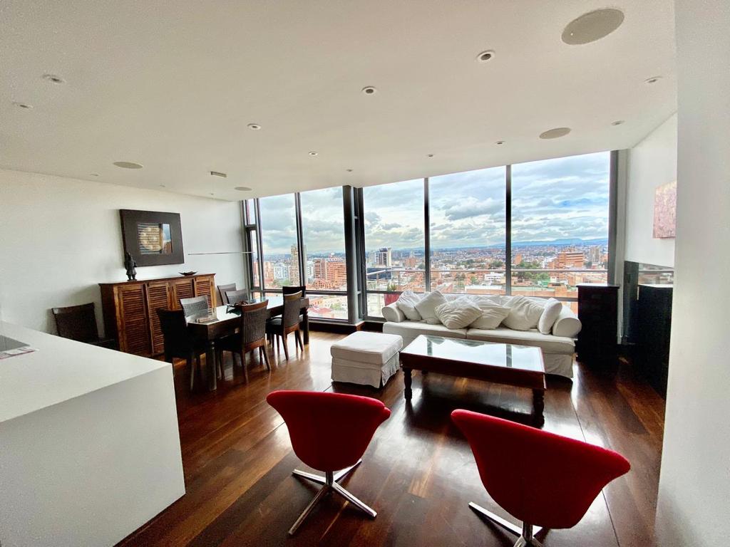 Apartamento en Arriendo en Los rosales, Bogotá en Las Acacias