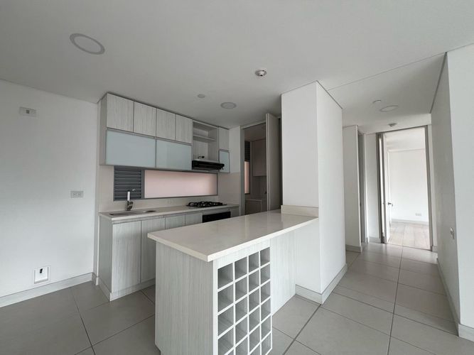 Apartamento de 2 alcobas en arriendo en Cumbres, Envigado, 85 m² · foto 5 de 20