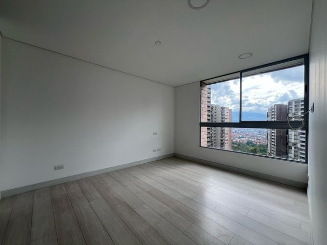 Apartamento de 2 alcobas en arriendo en Cumbres, Envigado, 85 m² · foto 10 de 20