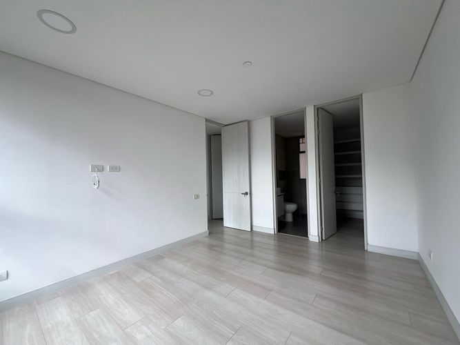 Apartamento de 2 alcobas en arriendo en Cumbres, Envigado, 85 m² · foto 15 de 20