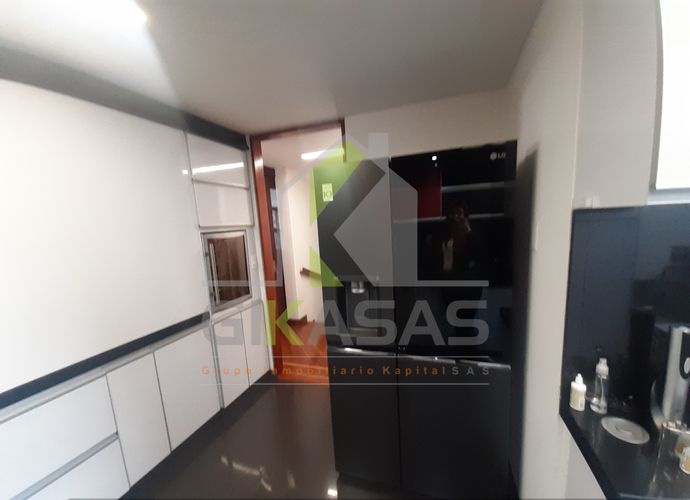 Casa en venta en Engativá, Bogotá · foto 7 de 24