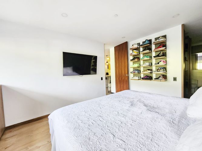 Apartaestudio en venta en Loma Del Escobero, Envigado, 79 m² · foto 12 de 16