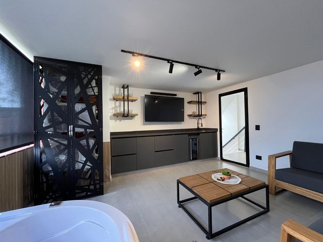 Apartamento de 3 alcobas en venta en El Poblado, Medellín, 195 m² · foto 12 de 17