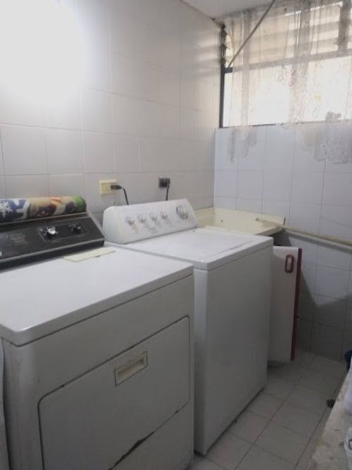 Apartamento de 4 alcobas en venta en Santa Barbara Occidental, Bogotá, 172 m² · foto 12 de 17