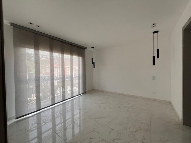 Casa de 4 alcobas en venta en El Poblado, Medellín, 600 m² · foto 12 de 20